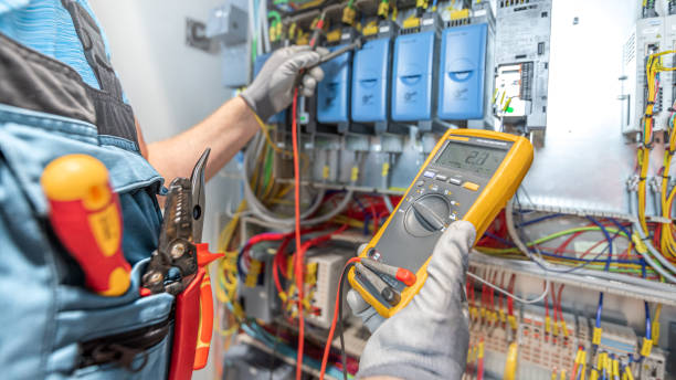 Best Electrical Contractors for Businesses  in Tavares, FL